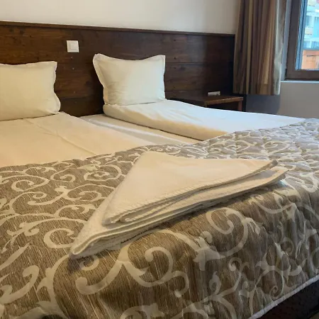 Stayinn Granat - Next To Gondola Lift * バンスコ