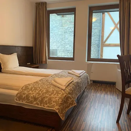 Stayinn Granat - Next To Gondola Lift